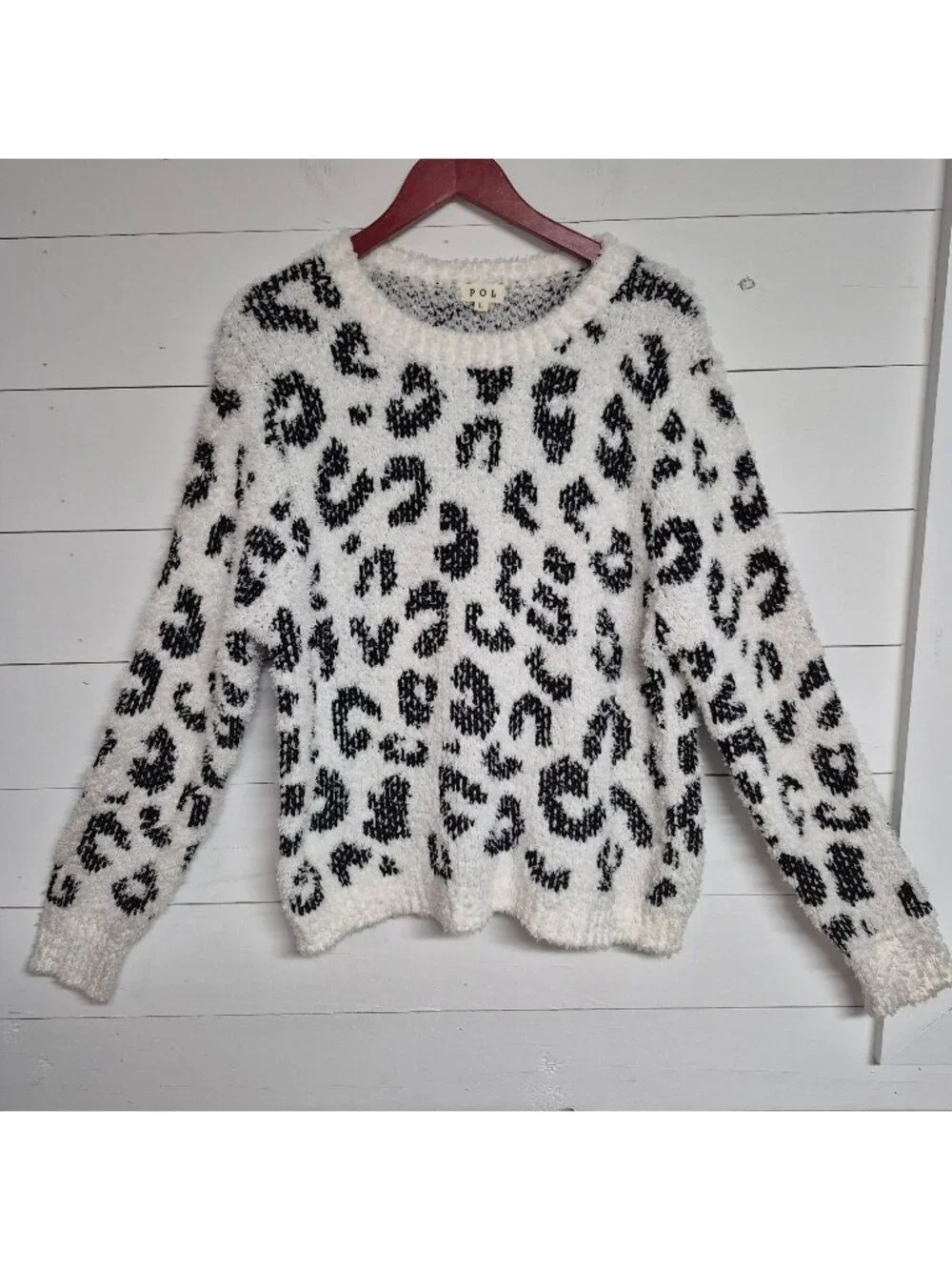 POL Women's Leopard Fuzzy Knit Sweater White & Black Cozy Long Sleeve Size L - Picture 1 of 5